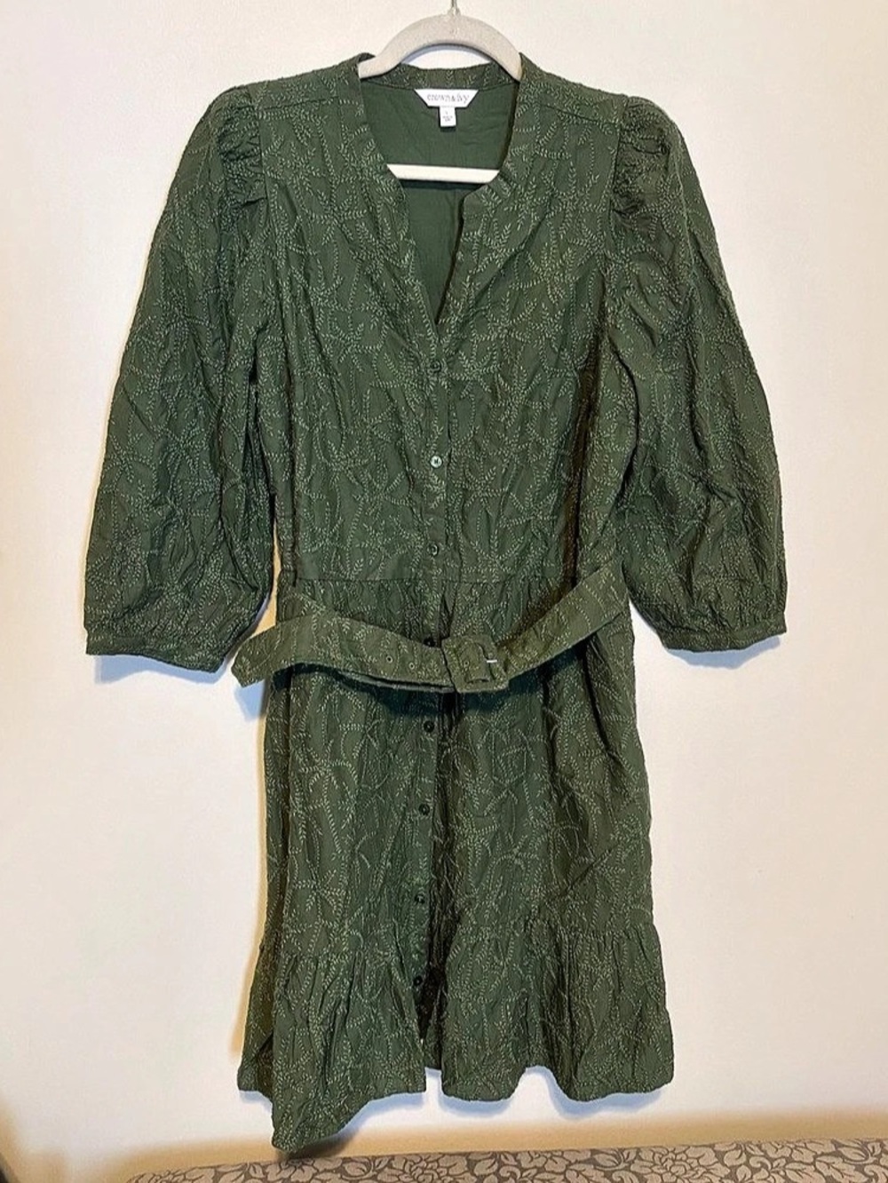 Crown & Ivy Embroidered Mini Dress in Green Size Large Like New
